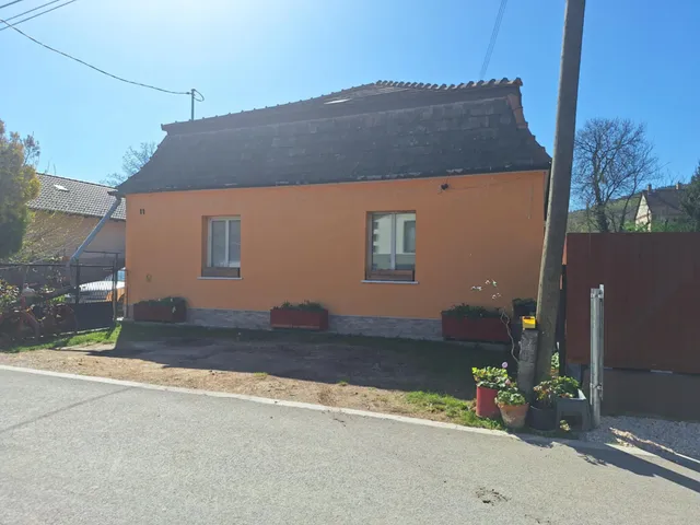 Eladó ház Neszmély 134 nm