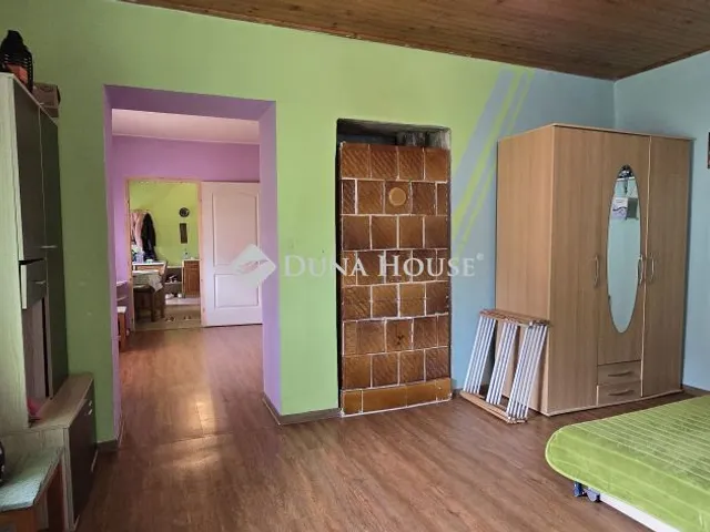 Eladó ház Szakály 73 nm