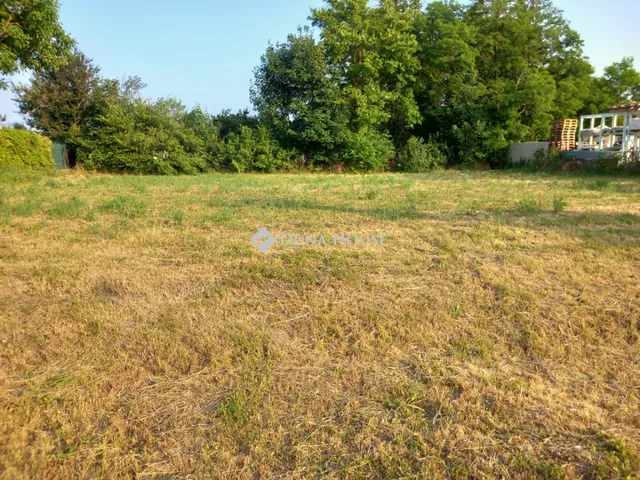 Eladó telek Iváncsa 804 nm