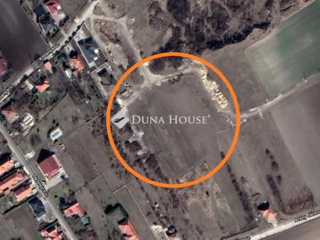 Eladó telek Úrhida 1124 nm