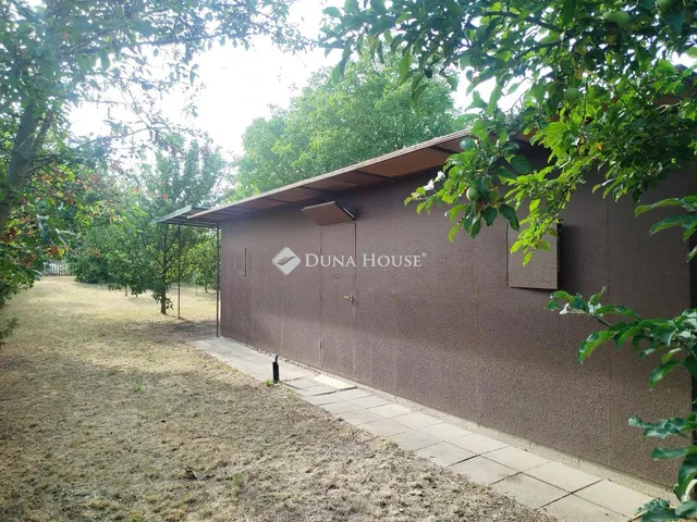 Eladó telek Csákvár 1035 nm