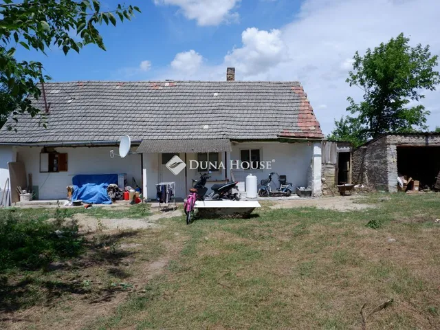Eladó ház Dég 50 nm