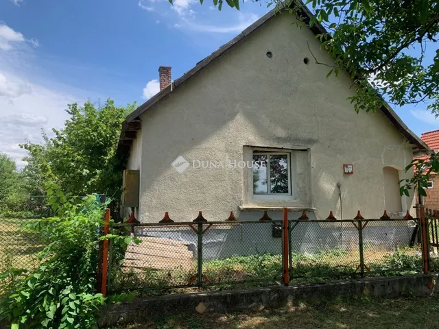 Eladó ház Dég 50 nm