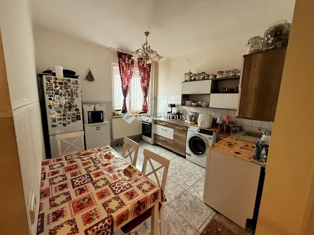 Eladó lakás Székesfehérvár 129 nm