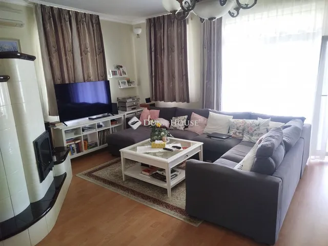 Eladó ház Ercsi 145 nm