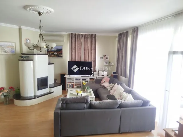 Eladó ház Ercsi 145 nm