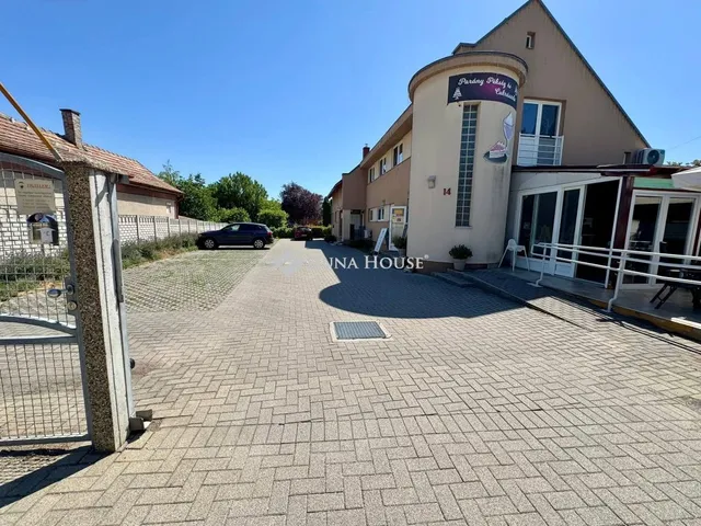 Eladó ház Velence 85 nm