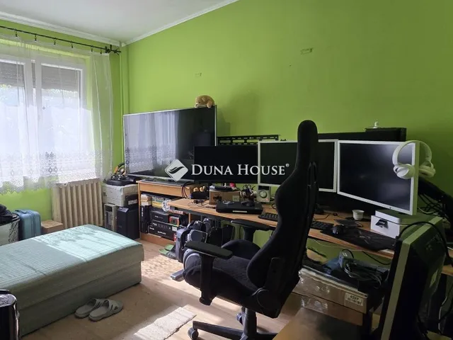 Eladó lakás Székesfehérvár, Budai út 53 nm