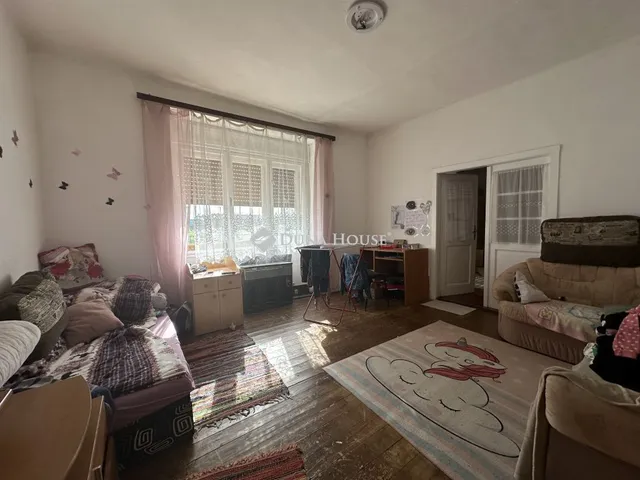 Eladó ház Alsószentiván 90 nm