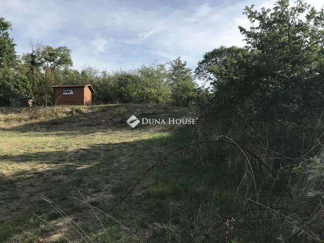 Eladó telek Sukoró 1228 nm