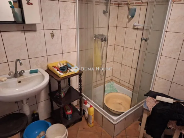 Eladó ház Dunaalmás 140 nm