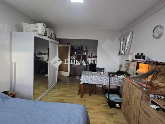 Eladó lakás Pétfürdő, Berhidai út 53 nm