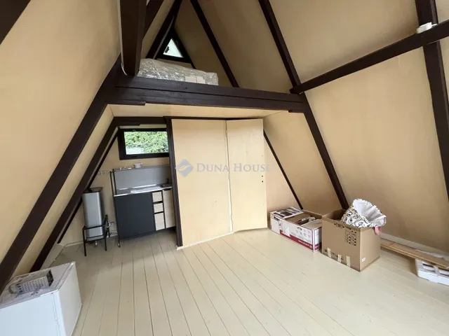 Eladó üdülő és hétvégi ház Kulcs 25 nm