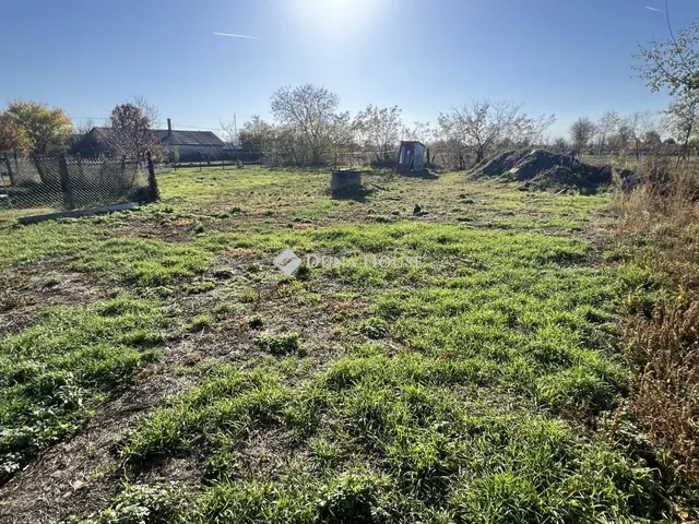 Eladó telek Sárbogárd 965 nm