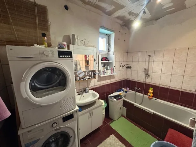 Eladó ház Csákvár 130 nm