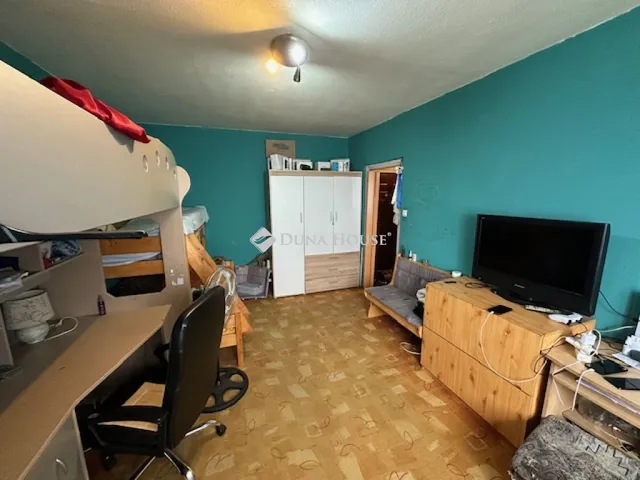 Eladó lakás Dunaújváros 54 nm