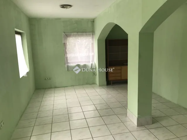 Eladó lakás Lovasberény 128 nm