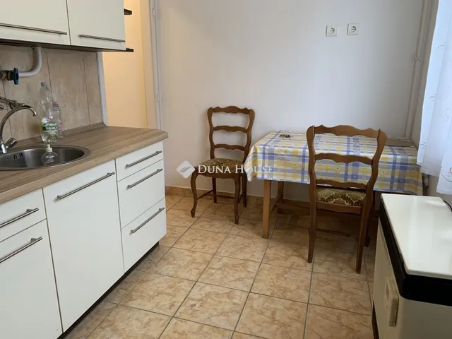 Eladó lakás Székesfehérvár 57 nm