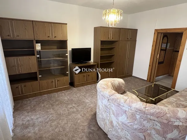 Eladó lakás Dunaújváros, Krúdy Gyula sor 51 nm