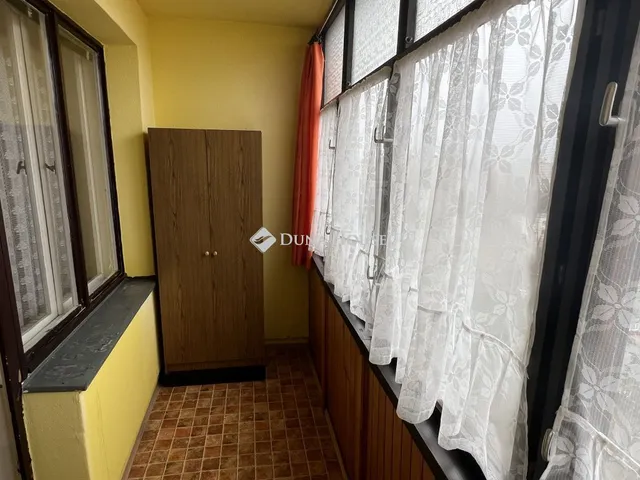 Eladó lakás Dunaújváros, Krúdy Gyula sor 51 nm