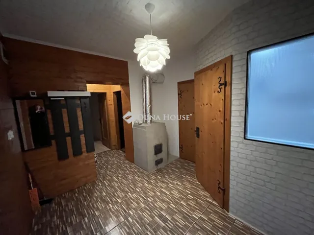 Eladó ház Kisláng, Kossuth Lajos utca 50 nm