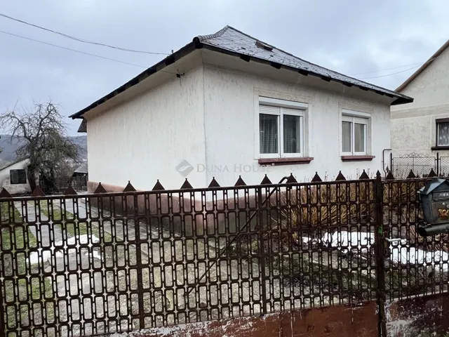 Eladó ház Bakonycsernye 76 nm