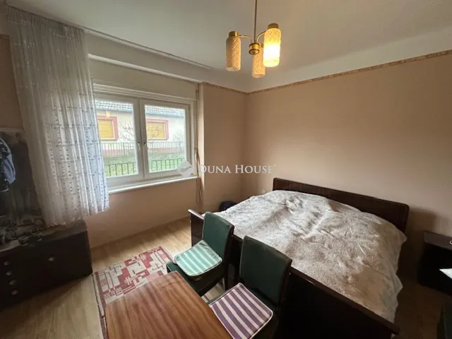 Eladó ház Györköny 163 nm