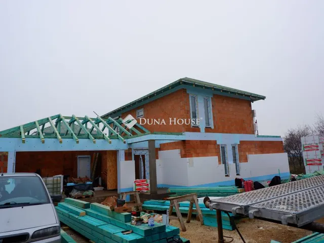 Eladó ház Székesfehérvár 200 nm