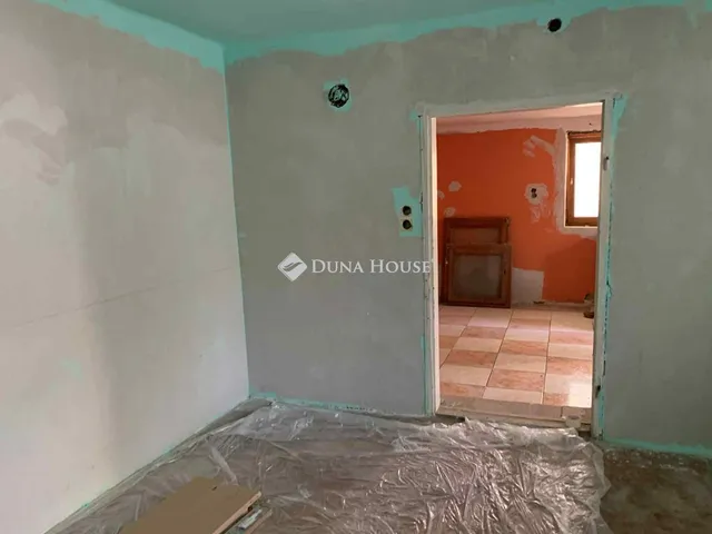 Eladó üdülő és hétvégi ház Iszkaszentgyörgy 80 nm