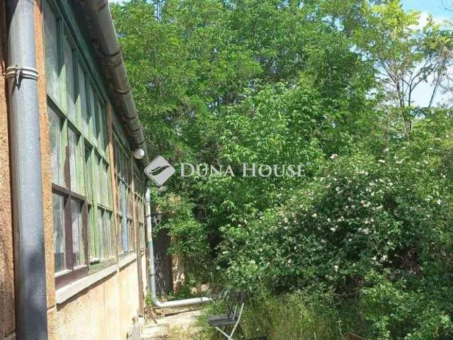 Eladó üdülő és hétvégi ház Iszkaszentgyörgy, Orgona utca 80 nm