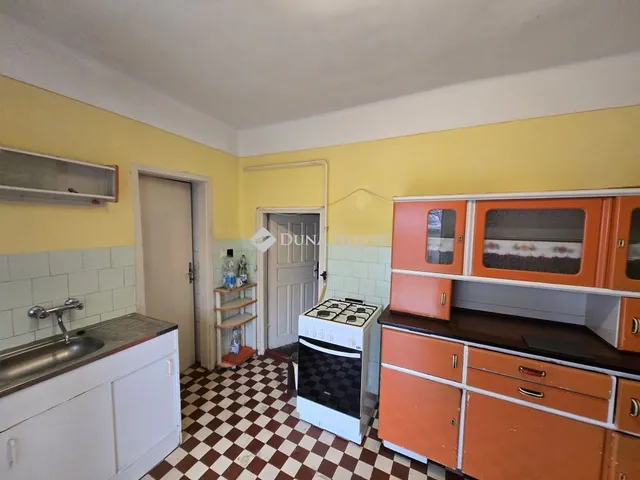 Eladó ház Úrhida 86 nm