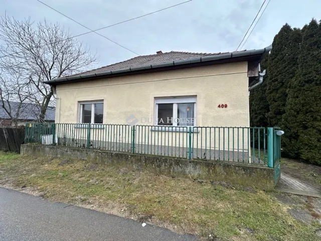 Eladó ház Györköny 163 nm