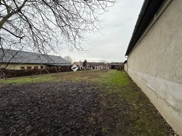 Eladó telek Györköny 1013 nm