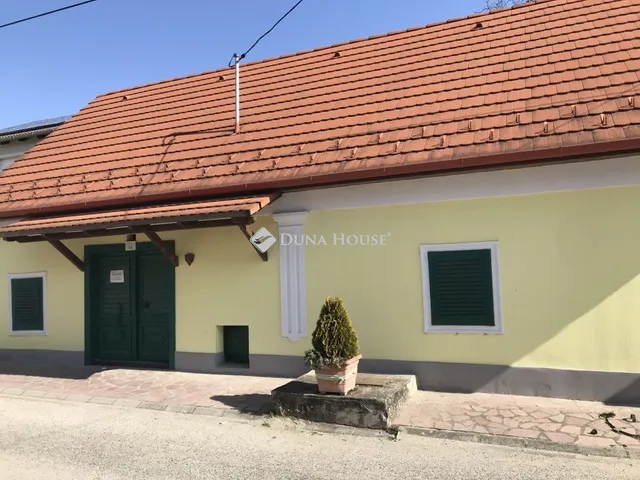 Eladó ház Mór 148 nm