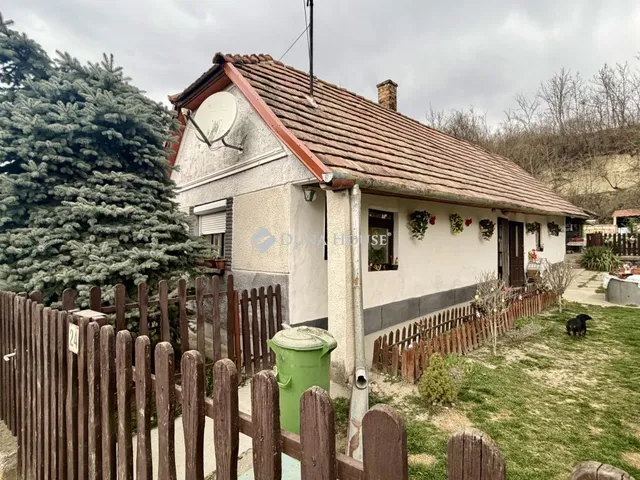 Eladó ház Vértesacsa 50 nm