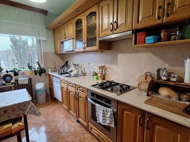 Eladó ház Aba 225 nm