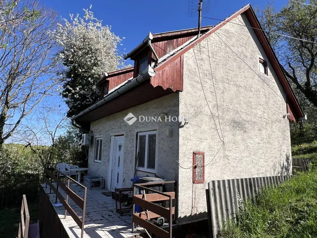 Eladó ház Kulcs, Hargita utca 39 nm