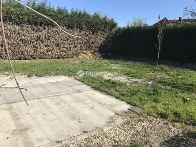 Eladó telek Pákozd, Budai út 235 nm