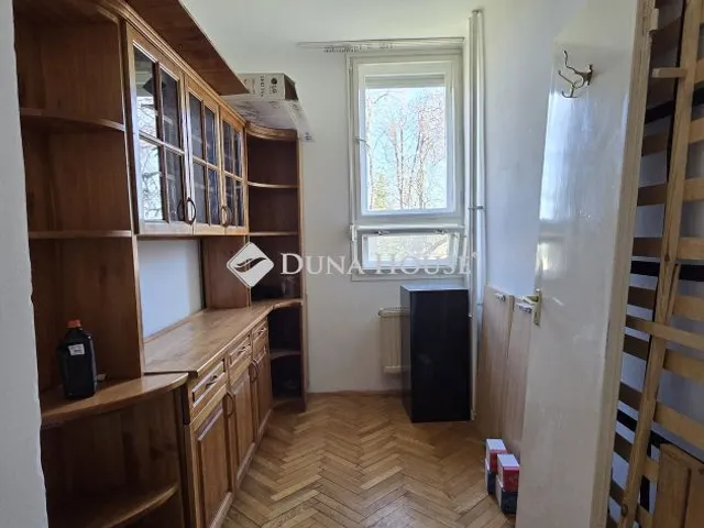 Eladó lakás Hajmáskér, Tábori utca 42 nm