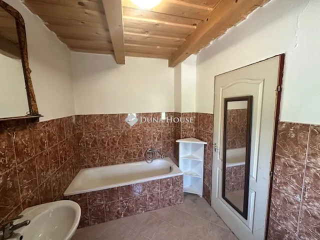 Eladó üdülő és hétvégi ház Csákvár 61 nm