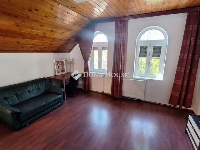 Eladó ház Székesfehérvár 284 nm