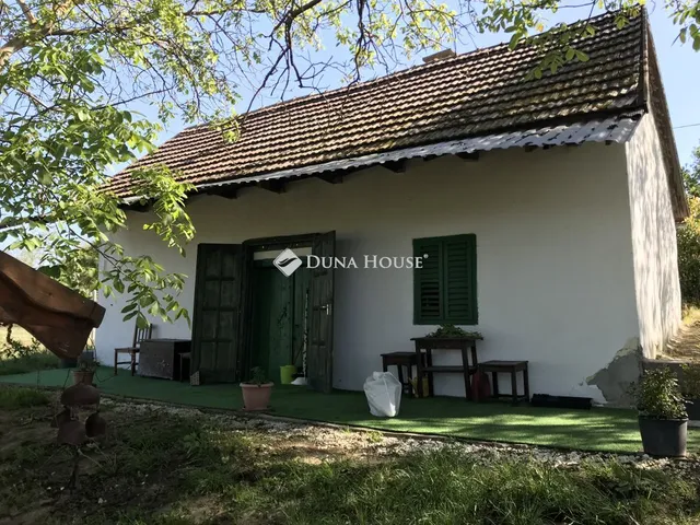 Eladó telek Lepsény 3028 nm