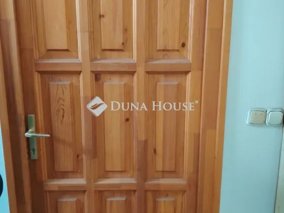 Eladó lakás Dunaújváros 110 nm