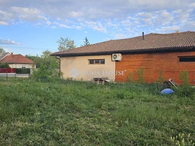 Eladó telek Gárdony 700 nm
