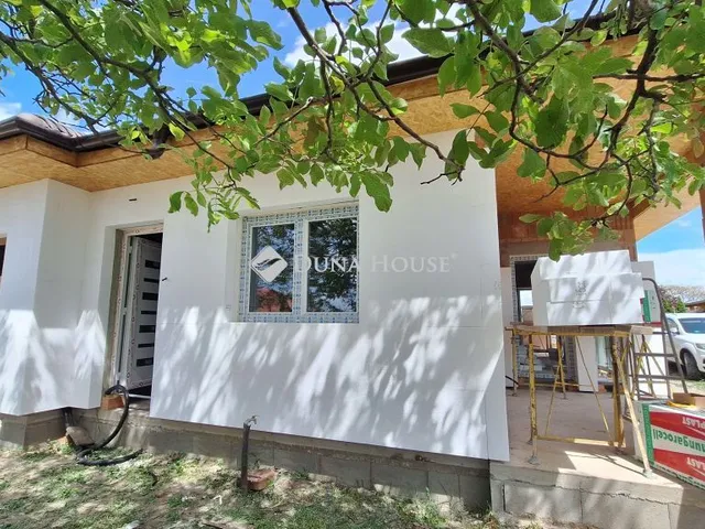 Eladó ház Pusztaszabolcs 153 nm