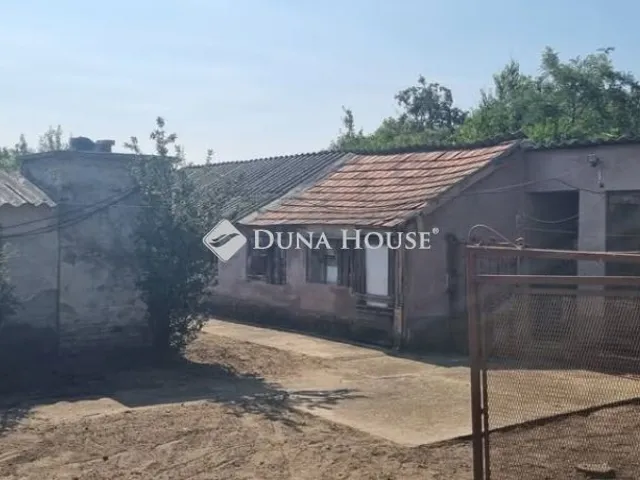 Eladó ház Sárbogárd, Dózsa György utca 78 nm