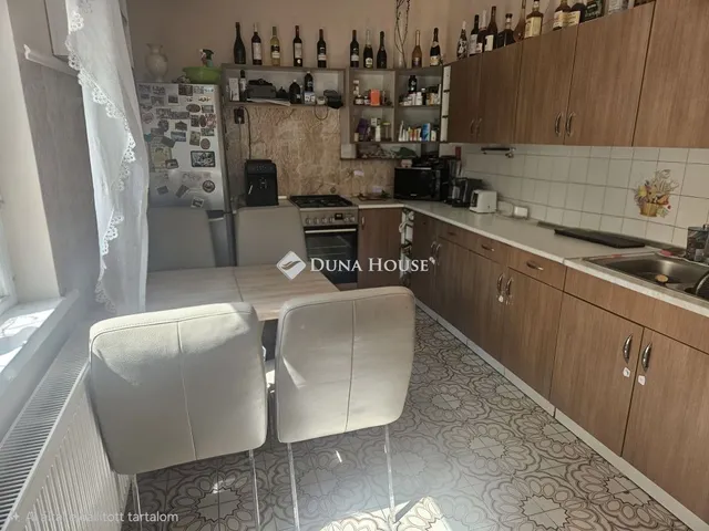 Eladó ház Simontornya 162 nm
