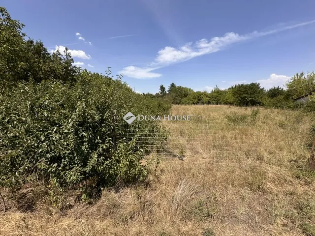 Eladó telek Apostag 1659 nm