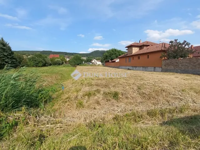 Eladó telek Mór 859 nm