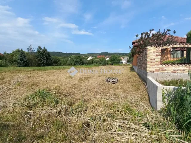 Eladó telek Mór 859 nm
